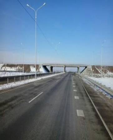 PK 206+89б Shieli-Algabas overpass. Carriegeway is clean and dry
