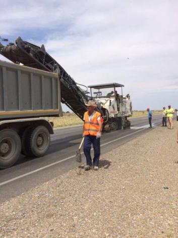 Photo No.2 Milling of wearing course from CSMA-20  at km 1626+850 at left lane of the road. July 10, 2016 