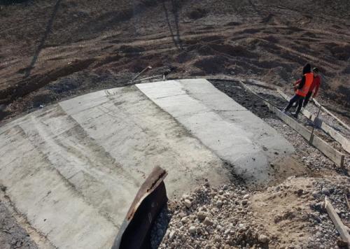 km 661+425-km 661+502. Construction of bridge abutment slope strengthening