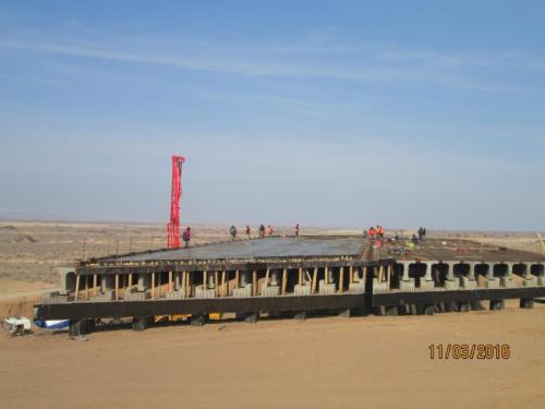 Construction of cover plate at overpass 721+17,94