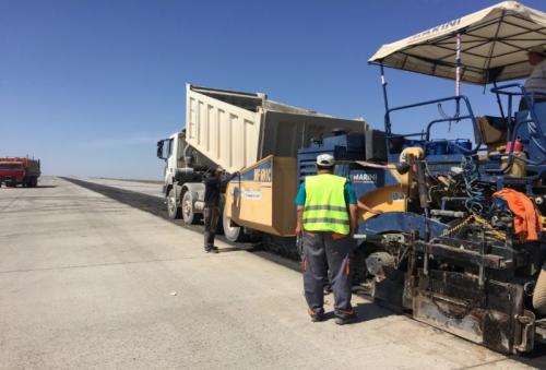 Laying of fine asphalt mark 1 type B (Median Lane) PК 621+00 – PК 