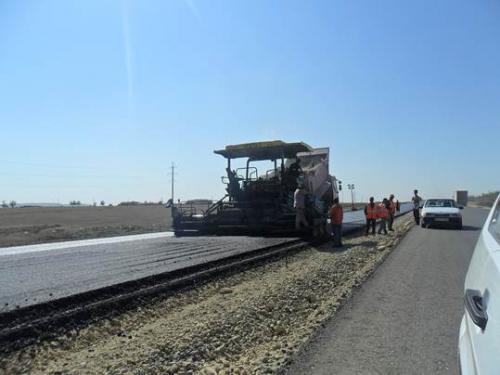 Placing of porous asphalt concrete km60