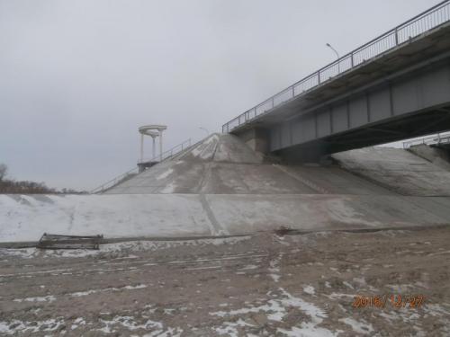 Support No. 10 strengthening of slope by in-situ concrete between bridges