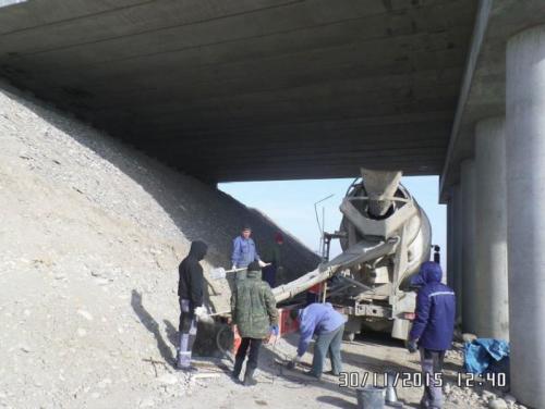 Concrete for toe beam for Abutment No.5 , Overpass PK 3+25.05